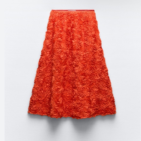 Zara long textured skirt - Picture 7 of 11